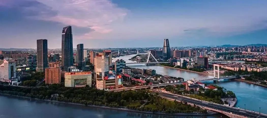 五问五破 五比五先 | 成立工作专班 “一对一”服务，市发改委助力企业“走出去”