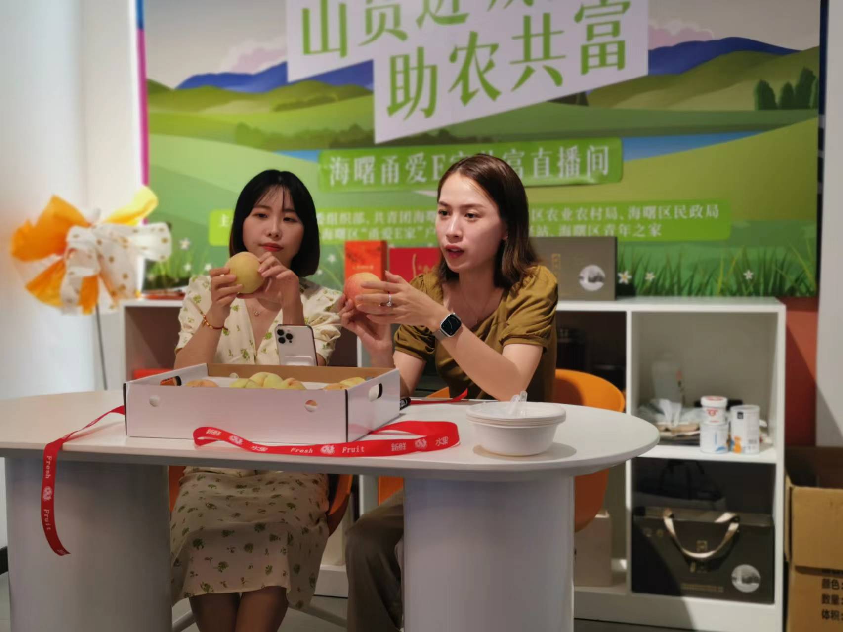 线上卖瓜，线下吃瓜，海曙“共富中转站”探索共富新路径