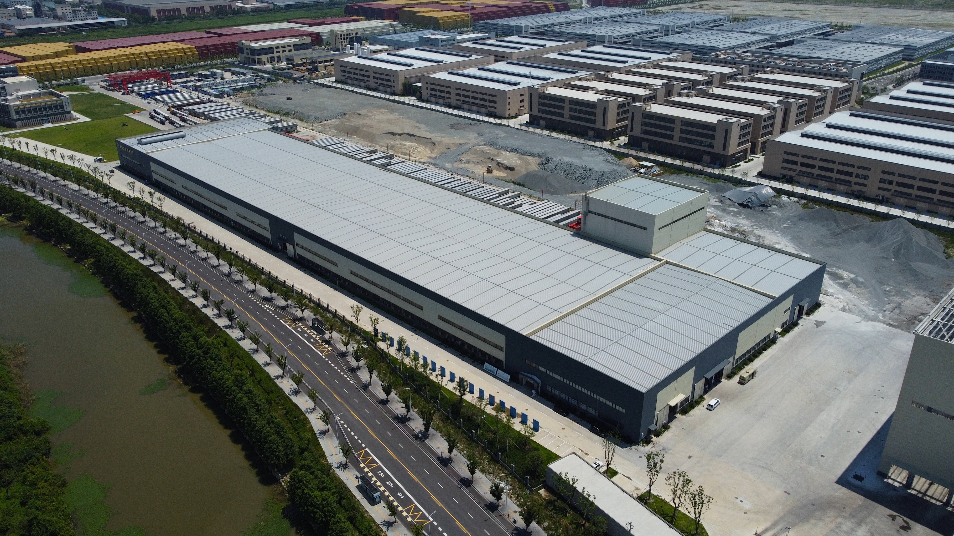 让高速公路建设变成“搭积木”！宁波有座交通基建“超级工厂”