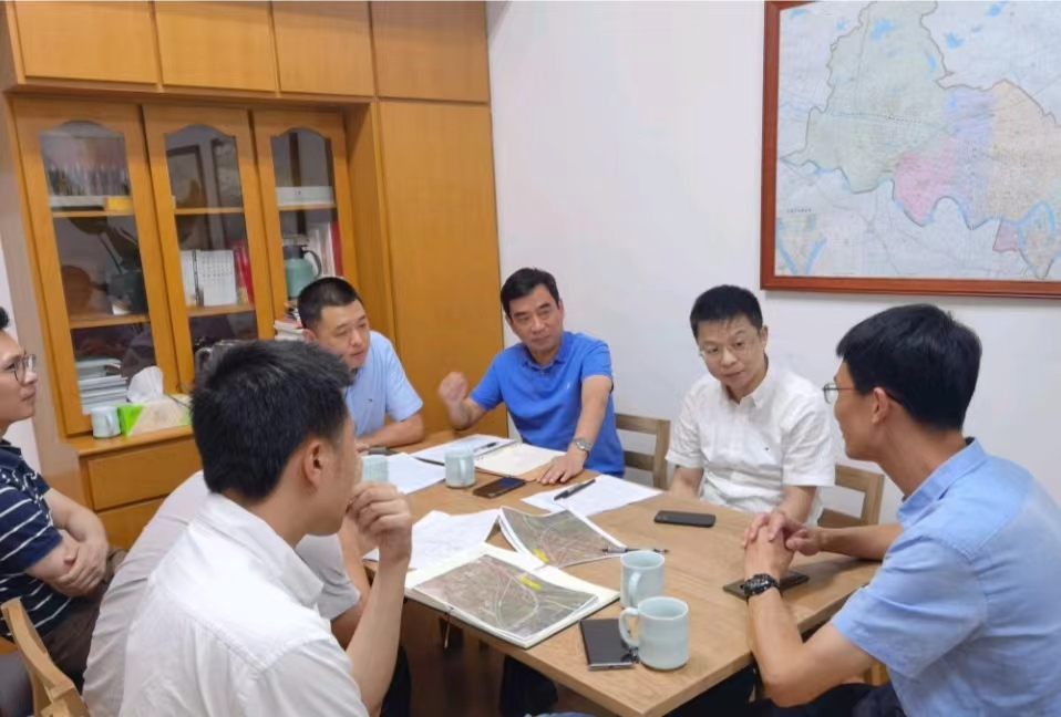 江北区专题部署洋市中心河汛期防汛重点工作