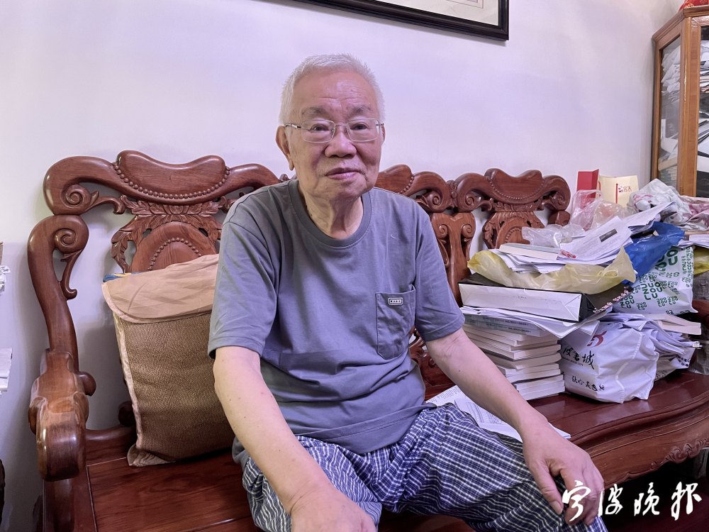 乐承耀,今年79岁,是一位资深的宁波帮研究者,曾就香港回归前后宁波帮