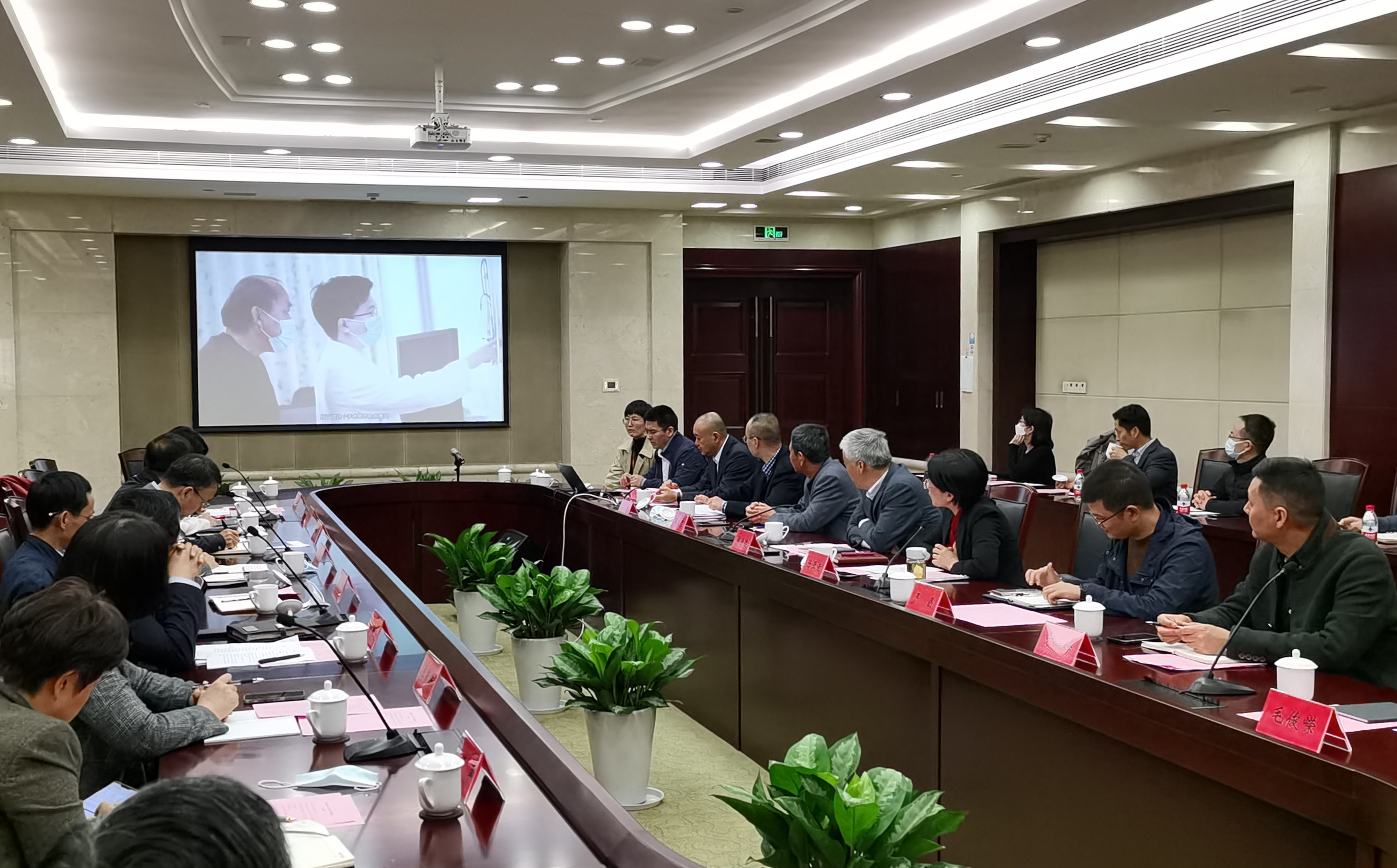 进度过半，参保人数已超220万人！“浙里惠民保·天一甬宁保”发展研讨会召开