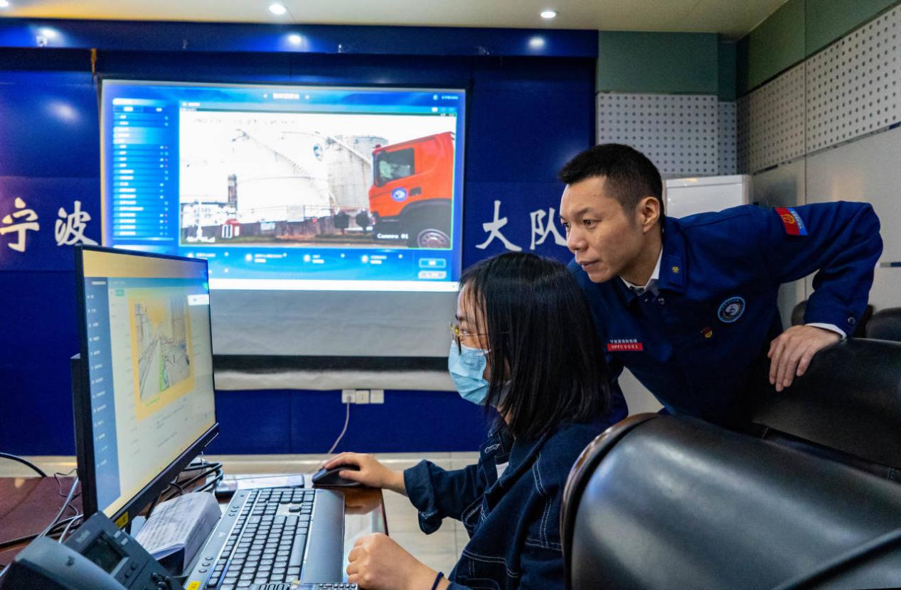 宁波舟山港首个消防指挥系统在镇海港区上线