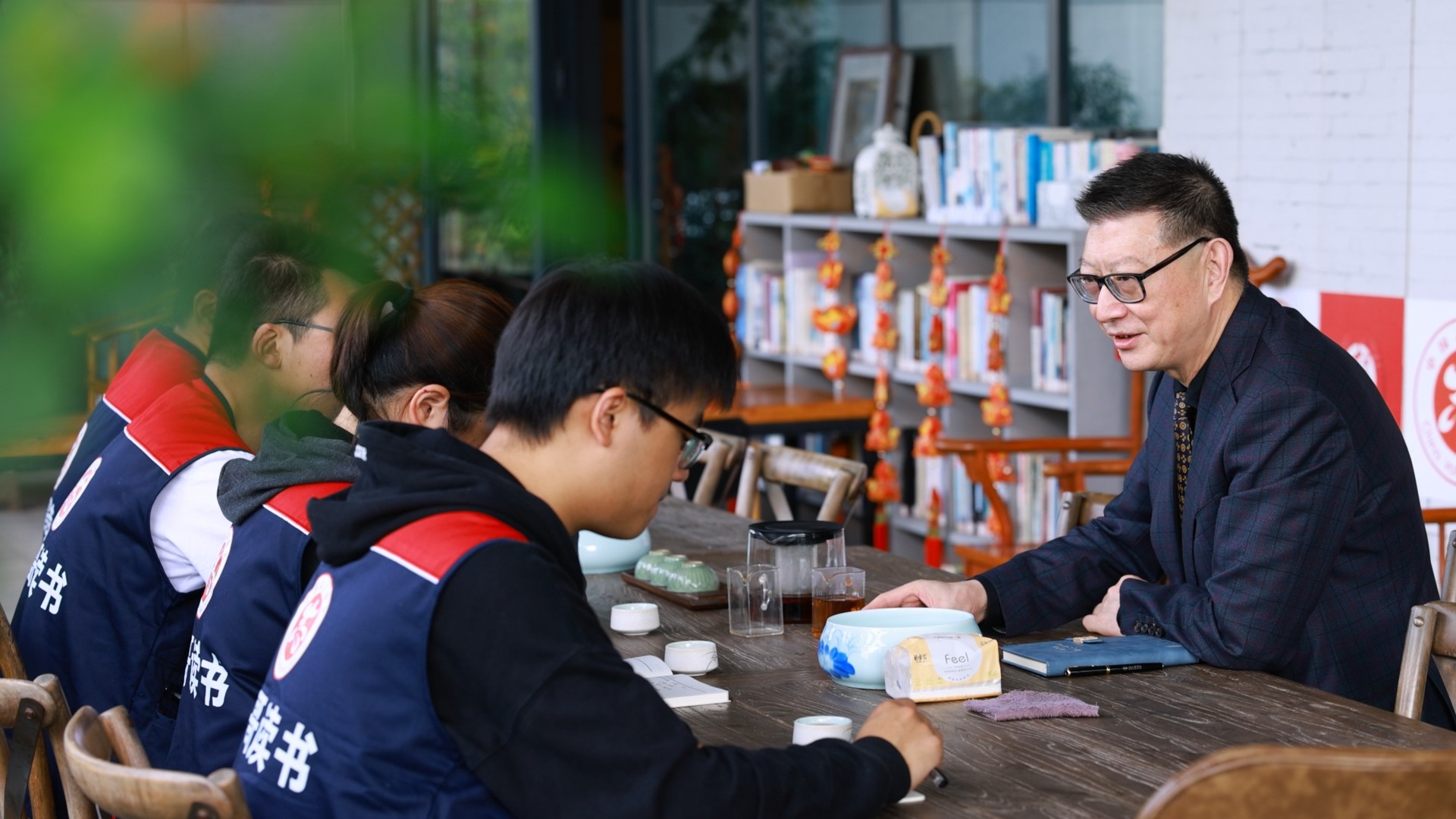 李皓：以书为媒的朗读者