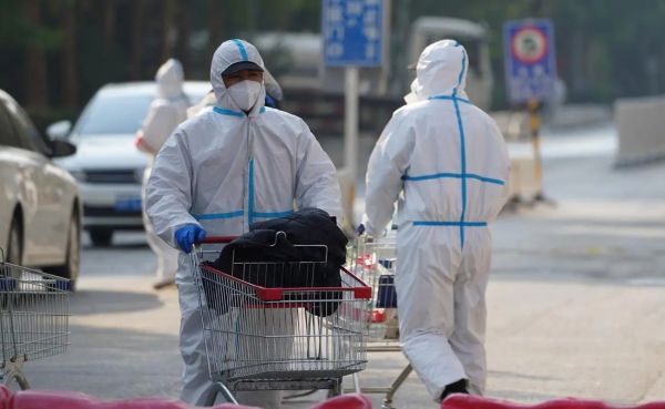 优化防控二十条措施问答:为何个别地方出现层层加码 优化防控二十条措施问答:为何个别地方出现层层加码