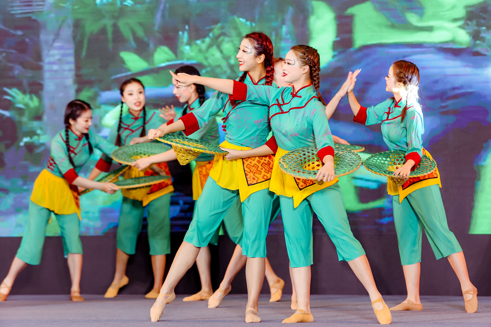 宁波市最美村歌村舞云展演火热进行中！这支歌唱出村民的幸福感