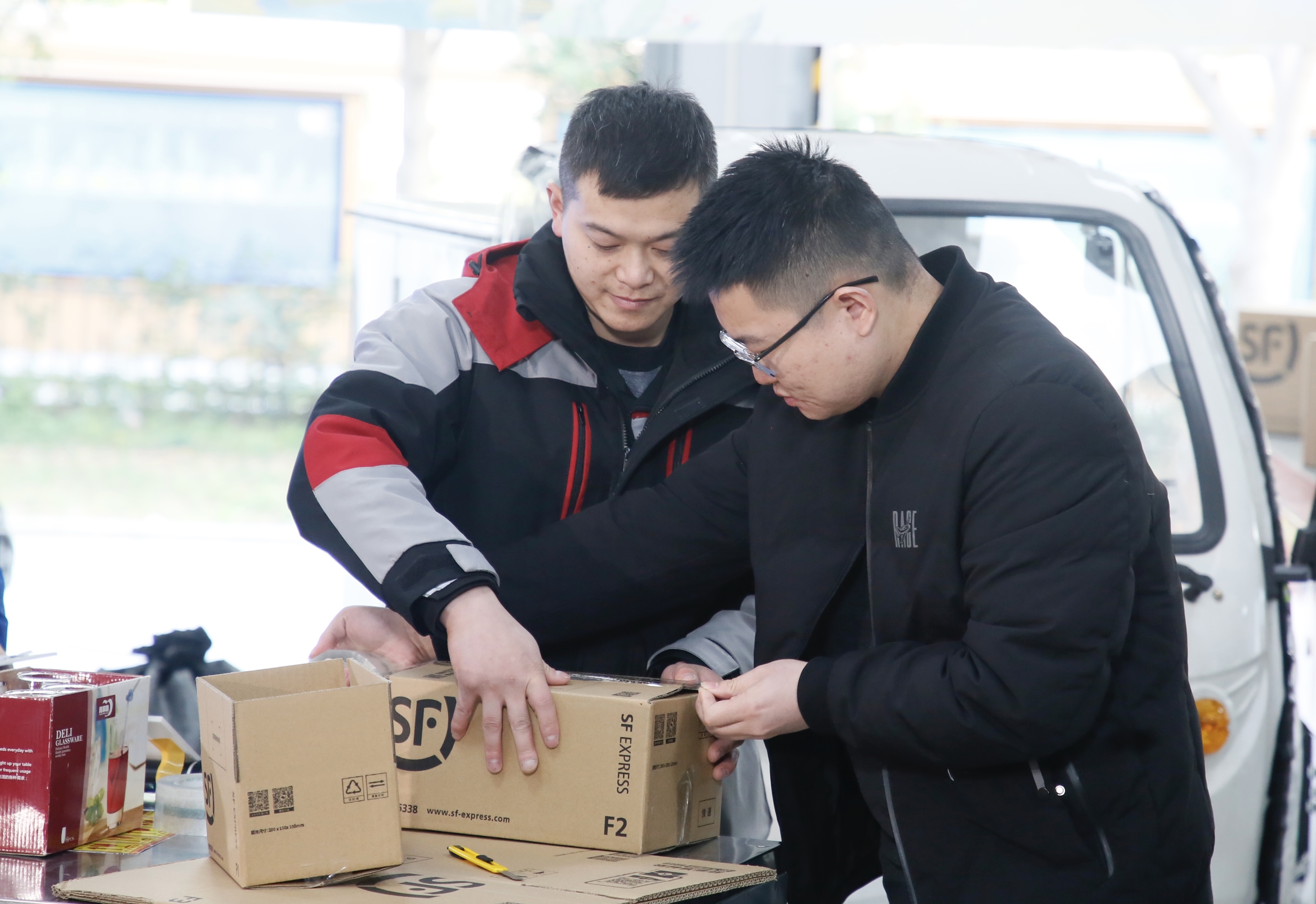 今天我发布｜连起千家万户，他们在宁波“派送”美好生活