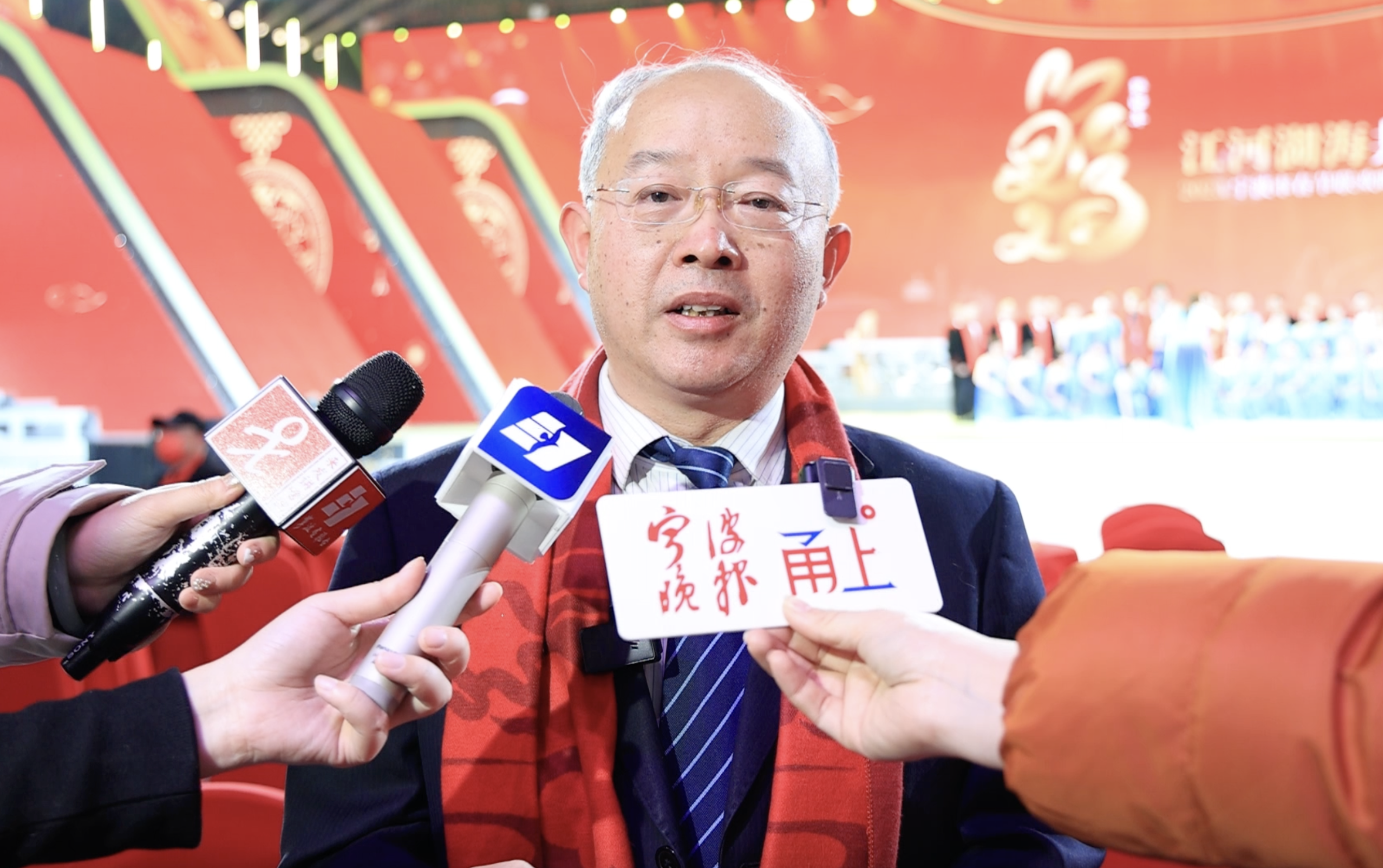春晚反响 | 时代楷模钱海军：这是一个“丰盛”的夜晚