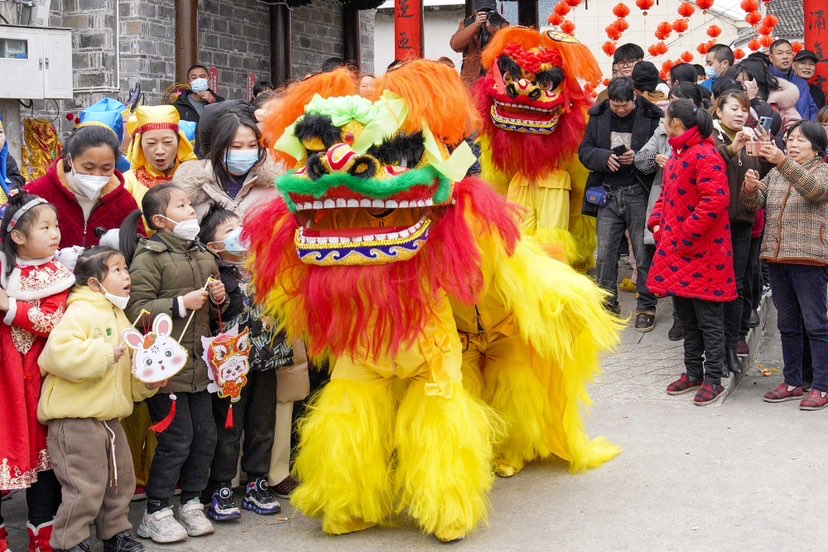 非遗闹元宵，民俗庆佳节，宁海这个小村的元宵巡游有看头！