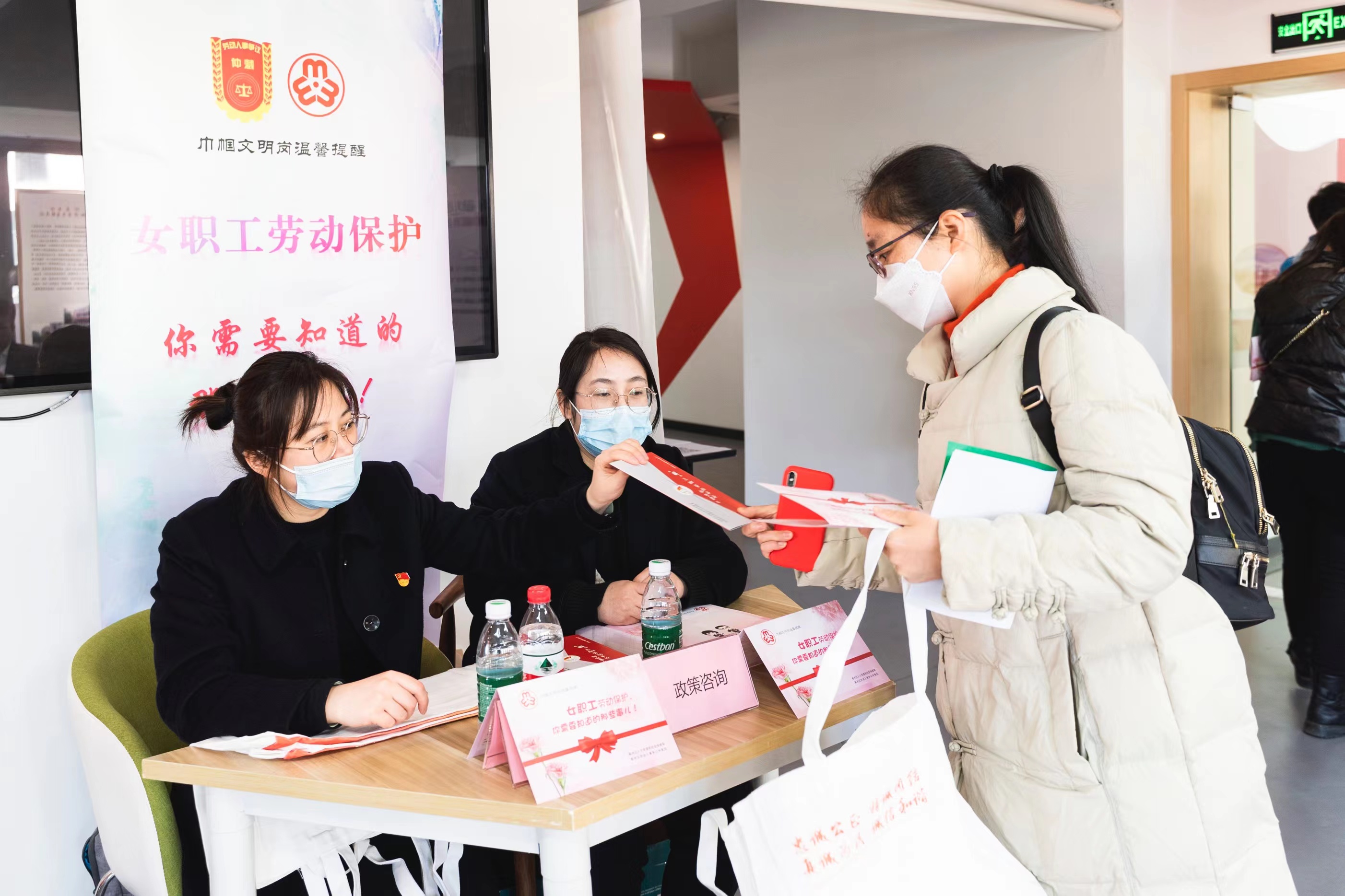 保障女职工权益！宁波这支“她”力量获评全国巾帼文明岗