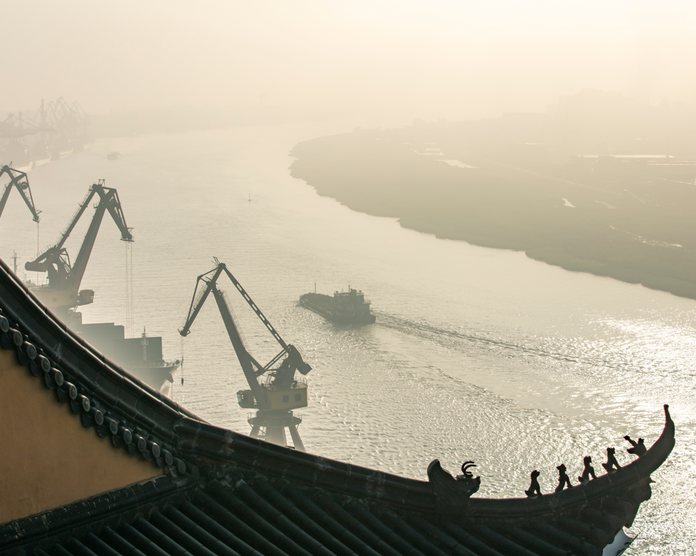 烟火：大江大河连接的远方与日常 