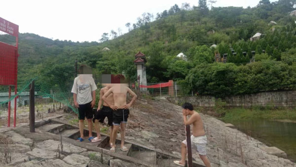 “中国好人”暑期做起防溺水志愿者！最多一天劝返26名戏水者！